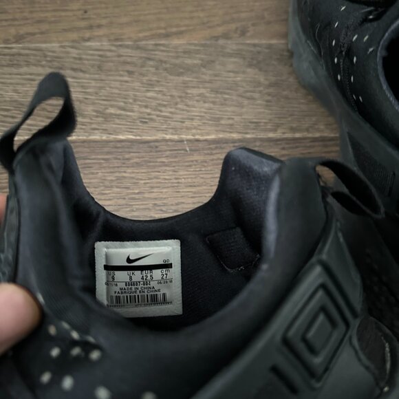 Nike Air Huarache Utility Triple Black - Size 9 - Picture 5 of 6
